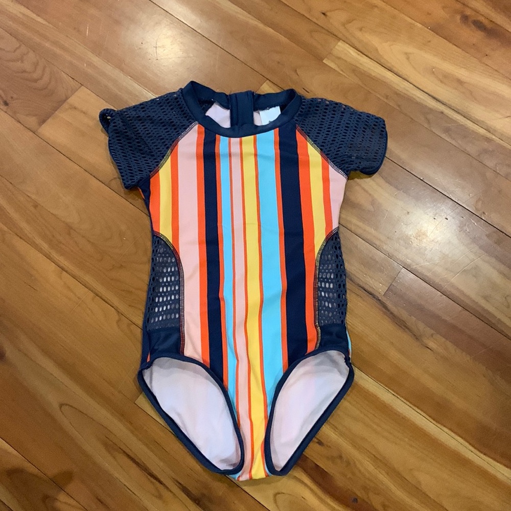 Girls swimsuit